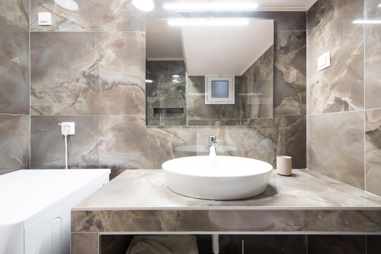 Apartament Daphne By Halu! : Downtown Family Penthouse Saloniki Zewnętrze zdjęcie